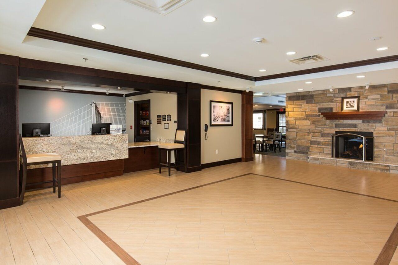 สเตย์บริดจ์ สวีท วอชิงตันดีซี อีสต์ - ลาร์โก Hotel Lake Arbor ภายนอก รูปภาพ